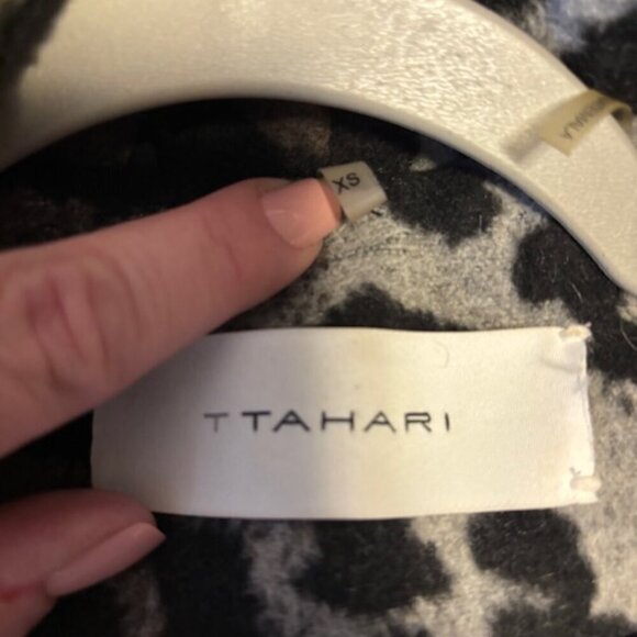 T TAHARI Marla Wool Leopard Wrap Coat size XS - Picture 8 of 10